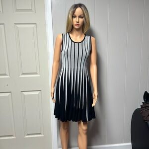 Adore black and white dress sz Large